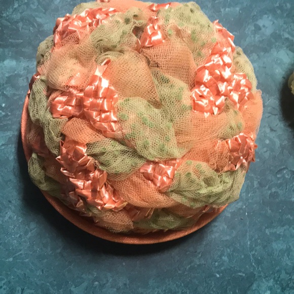 Antique Hat - Picture 2 of 2